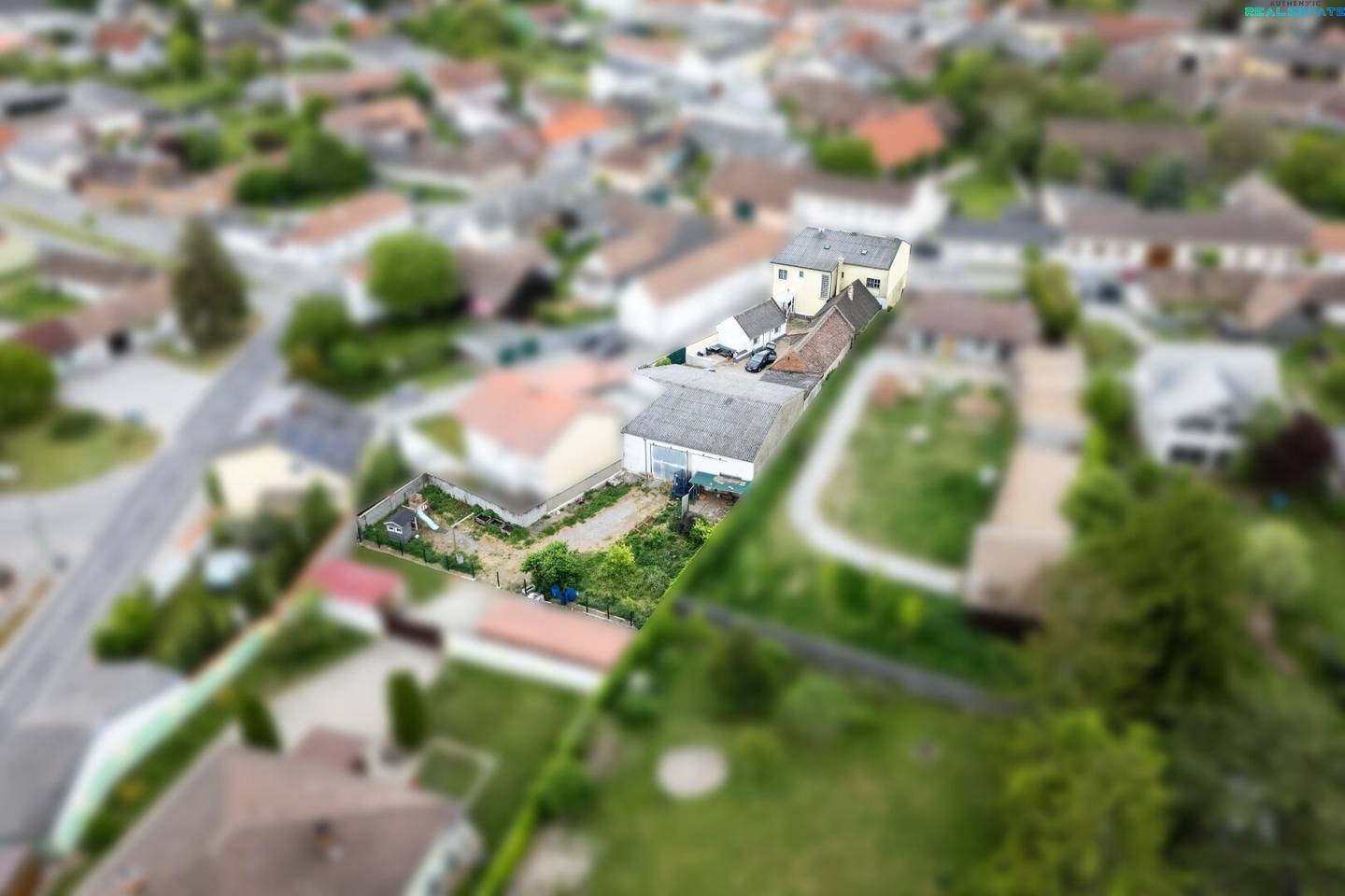 2 Wohnheiten und ein rießiger Stadl