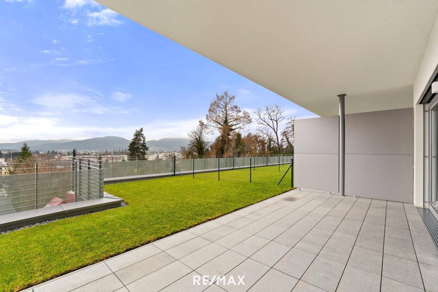Wohnung mit Privatgarten und großzügiger Terrasse