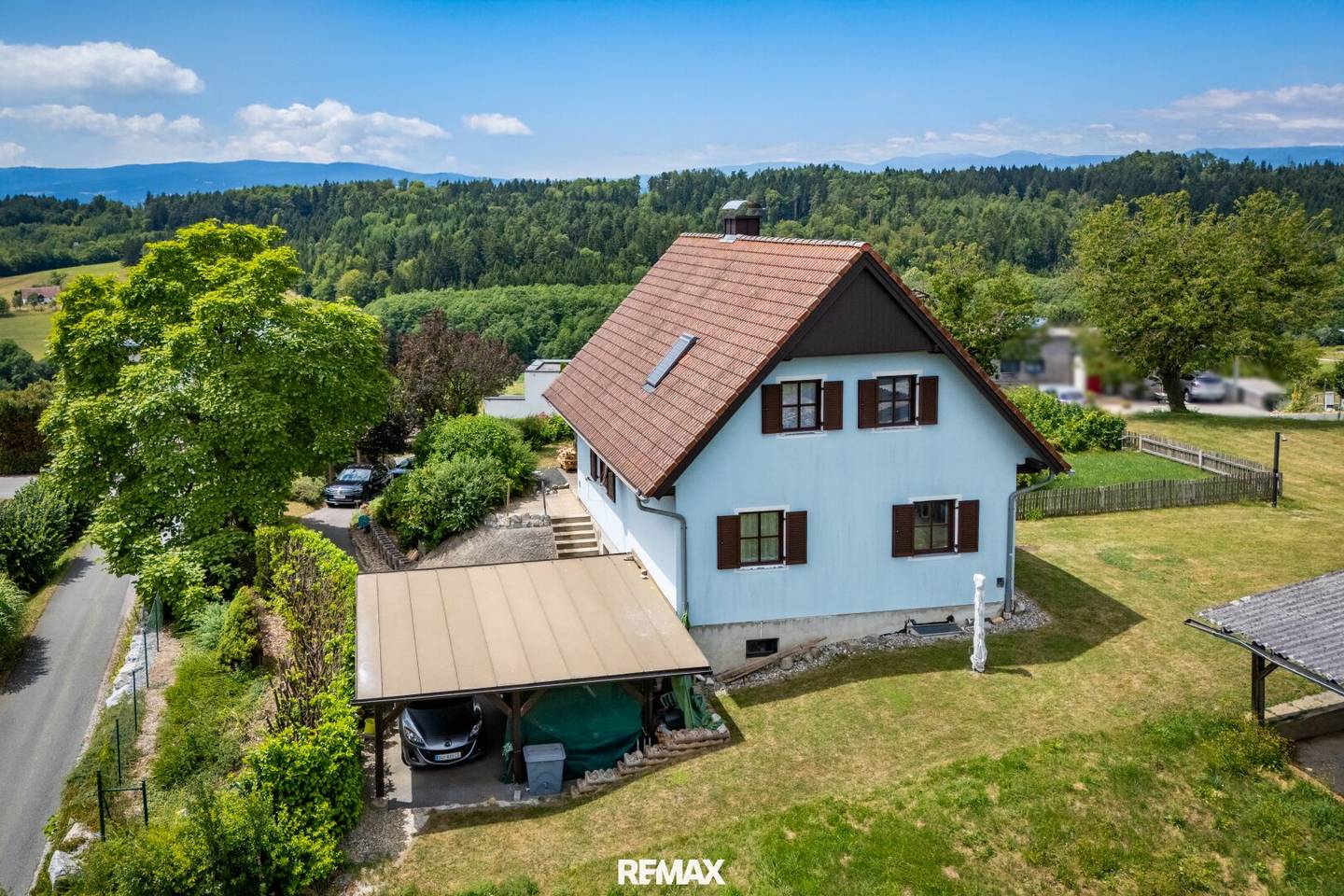 Einfamilienhaus in Mantscha bei Graz mit sonnigem Garten und schöner Aussicht