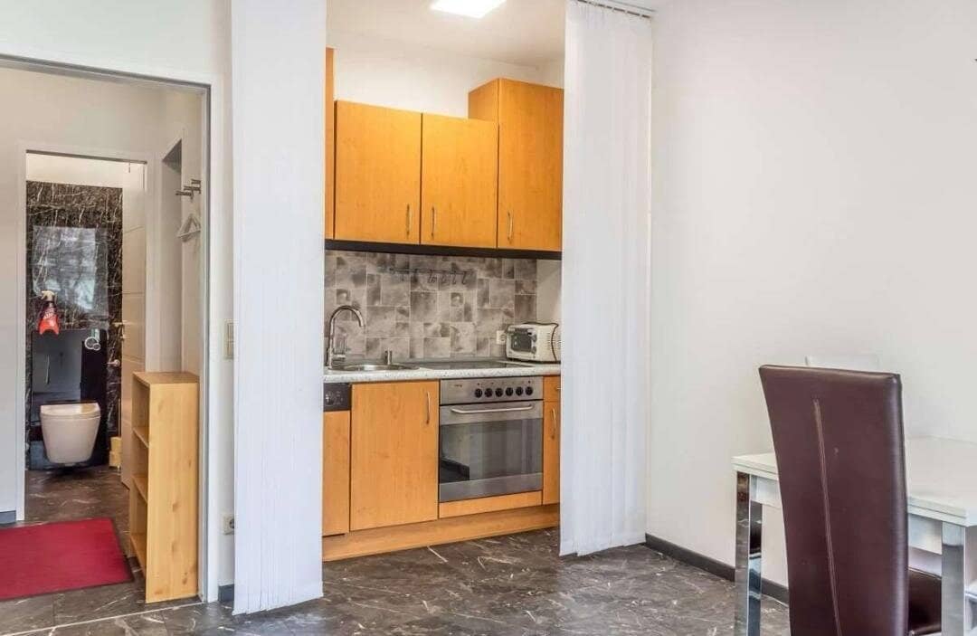 Fully furnished 1-room apartment with large balcony in quiet top location at Auberg