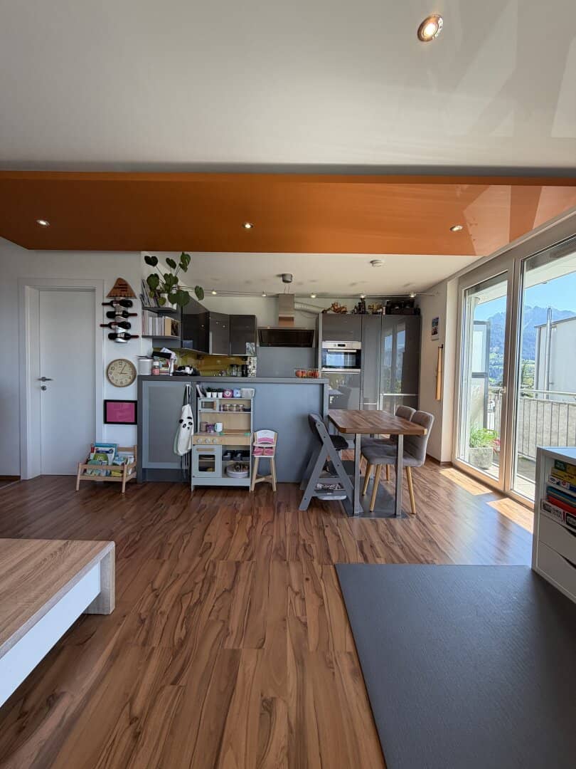 Moderne 68m² Wohnung in Patsch mit Garten, Terrasse &amp; 2 Garagen