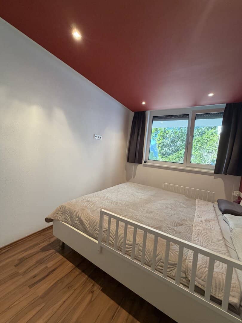 Moderne 68m² Wohnung in Patsch mit Garten, Terrasse &amp; 2 Garagen