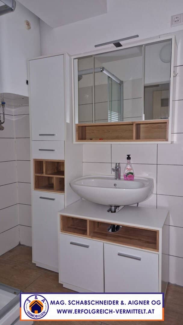 Spacious Rental Apartment with Top Infrastructure in Immediate Proximity