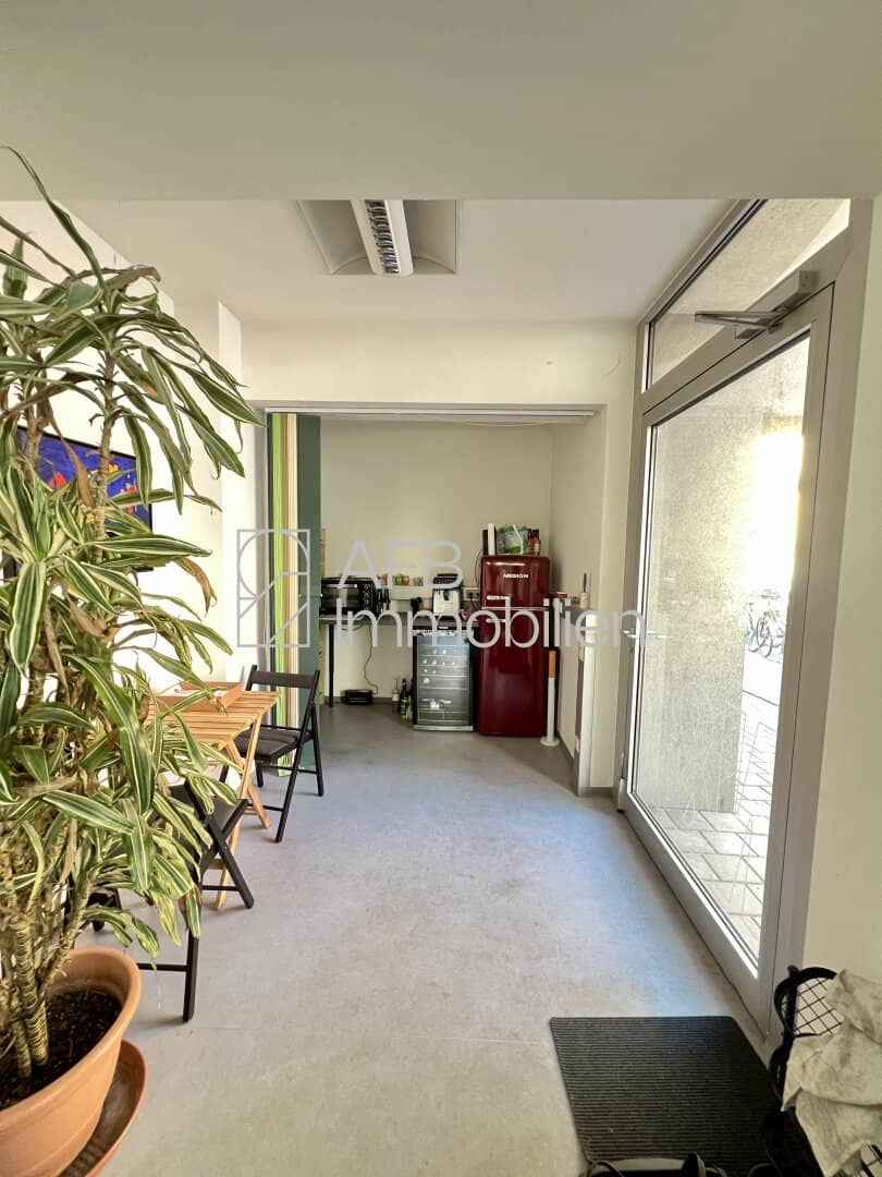 Kleines Büro/Geschäftslokal Nähe Dietrichsteinplatz zu vermieten