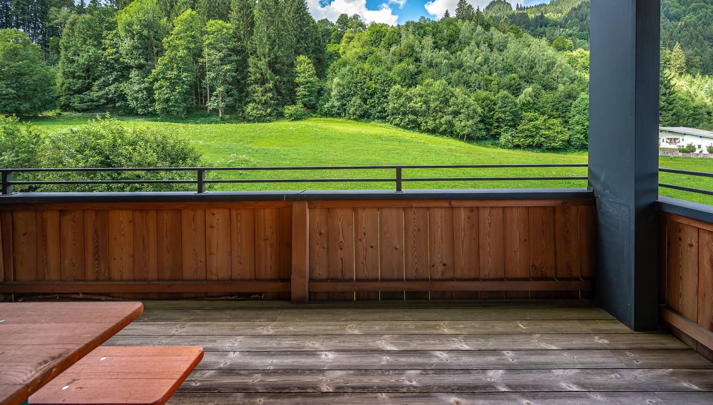 Hochwertige Wohnung in ruhiger Aussichtslage mit Balkonen