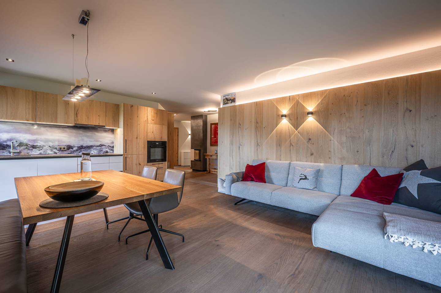 Hochwertige Wohnung in ruhiger Aussichtslage mit Balkonen