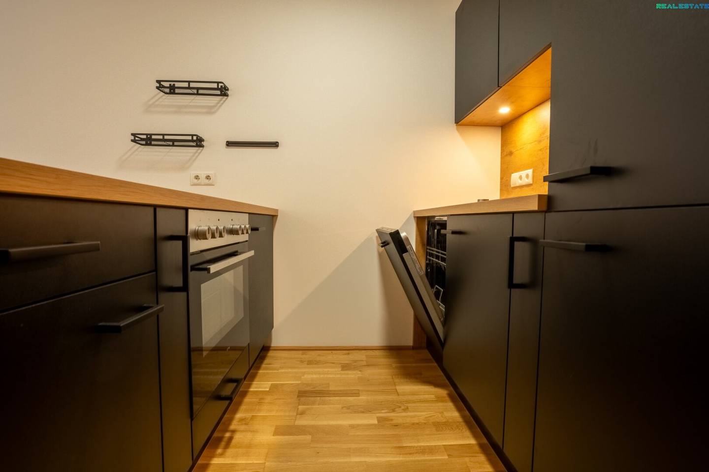 2-room apartment including underground parking space