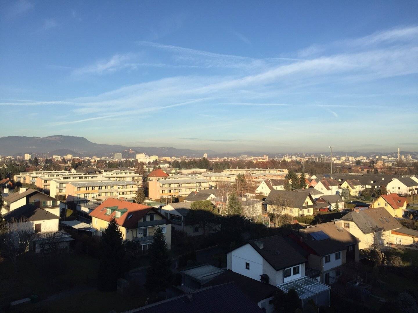 2-room apartment with view (rent incl. hot water and heating)