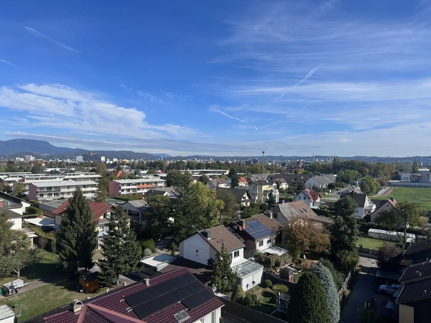 2-Zimmer Wohnung mit Ausblick (Miete inkl. Warmwasser und Heizung)!!