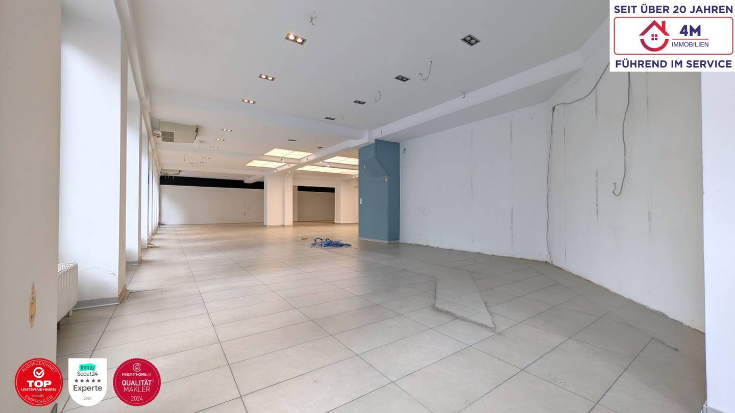 Versatile commercial premises approx. 375 m² | Corner location | 15 m window front | 2 entrances | Air conditioning