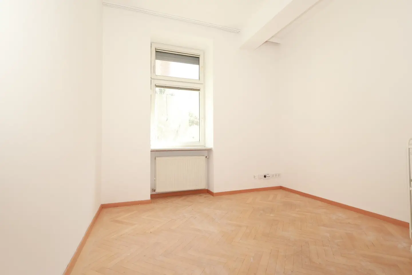 Charmante 3-Zimmer-Wohnung mit Aufzug, Badewanne, Dusche & Parkett