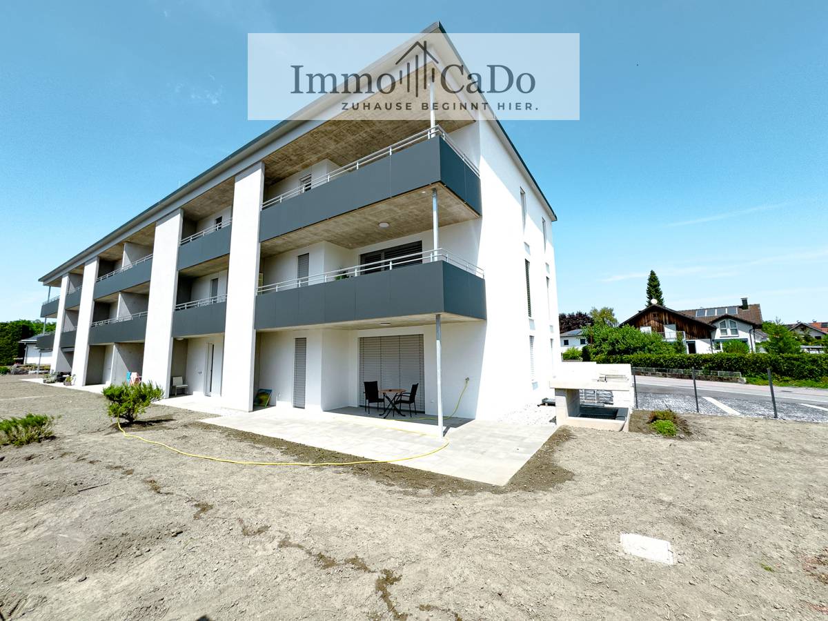 Bright Dachgeschosswohnung with large balcony