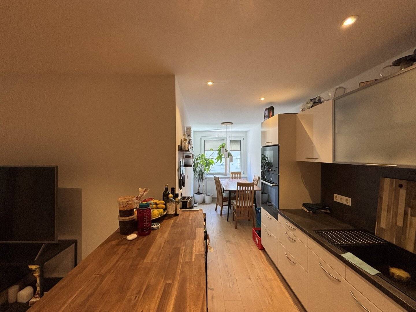 Perfekt geschnittene WG-Wohnung – ideal für Eltern &amp; Anleger, provisionsfrei vom Eigentümer