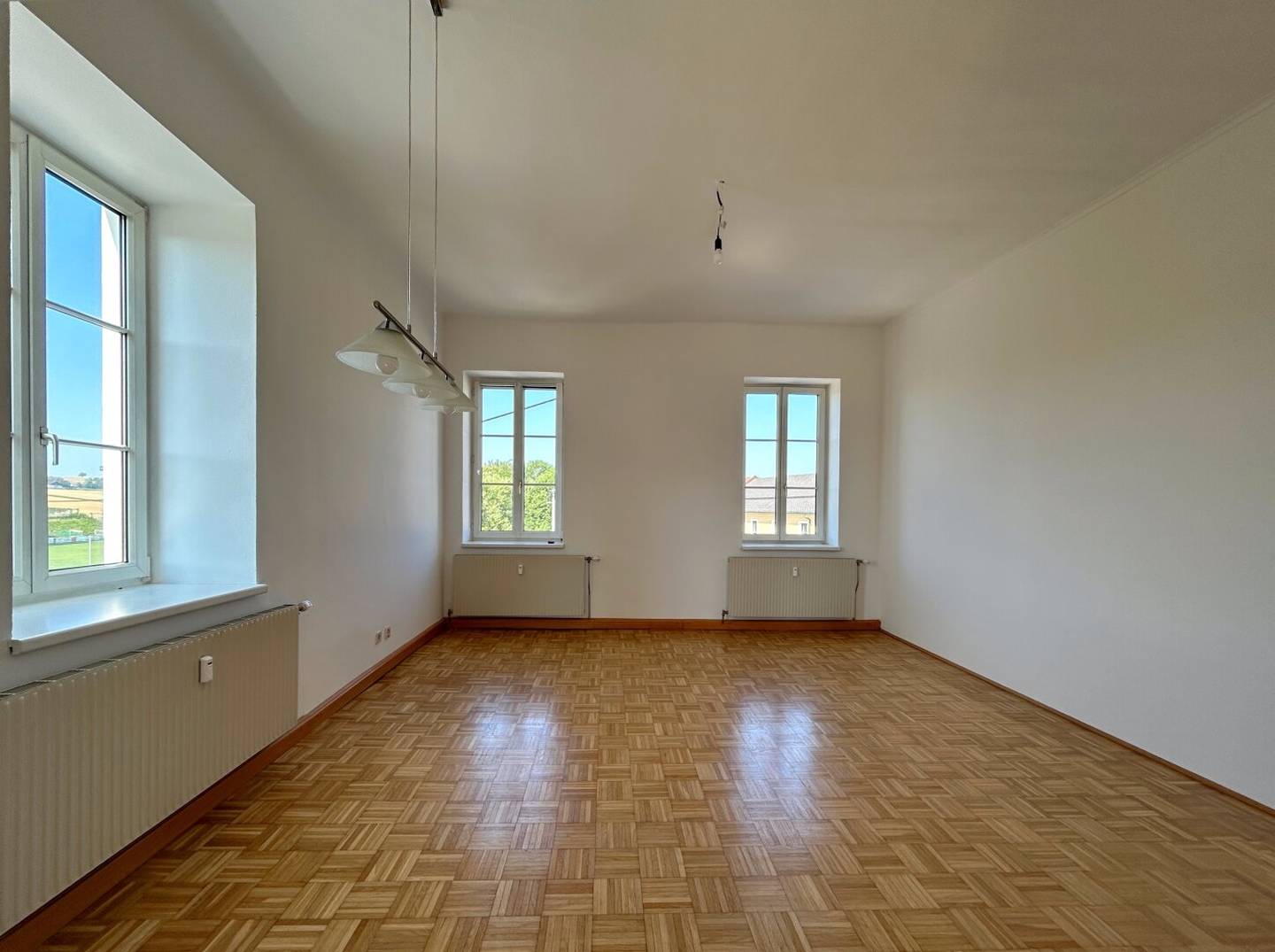 Cozy and bright - 3 room apartment in Ried with kitchen and parking
