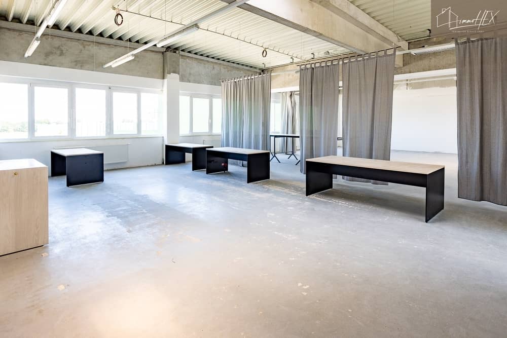 Flexible office and storage space with parking Loftwohnung