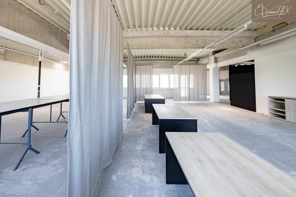 Flexible office and storage space with parking Loftwohnung
