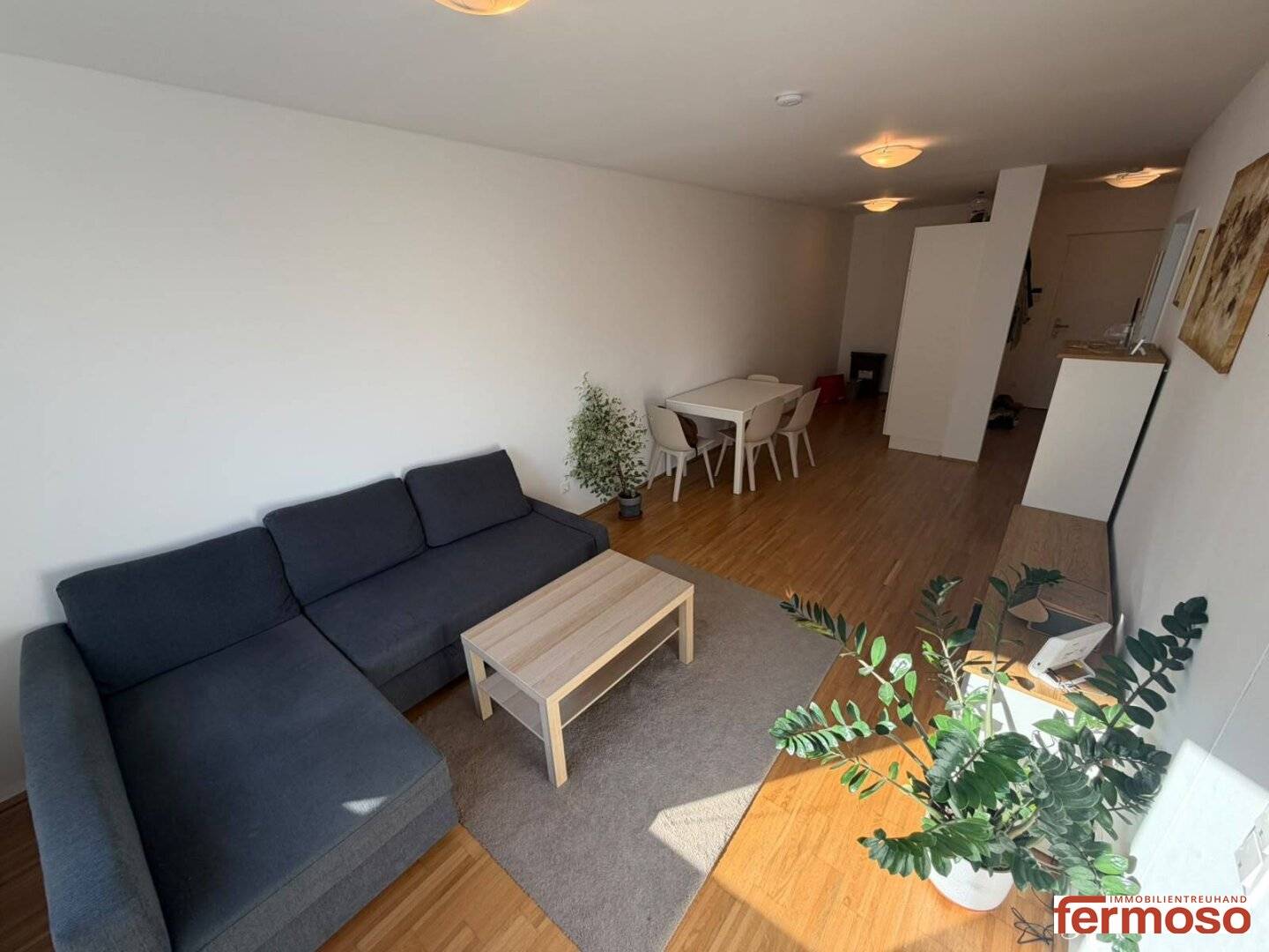 Modern 2-room apartment with loggia and underfloor heating in 1200 Vienna for 999 €