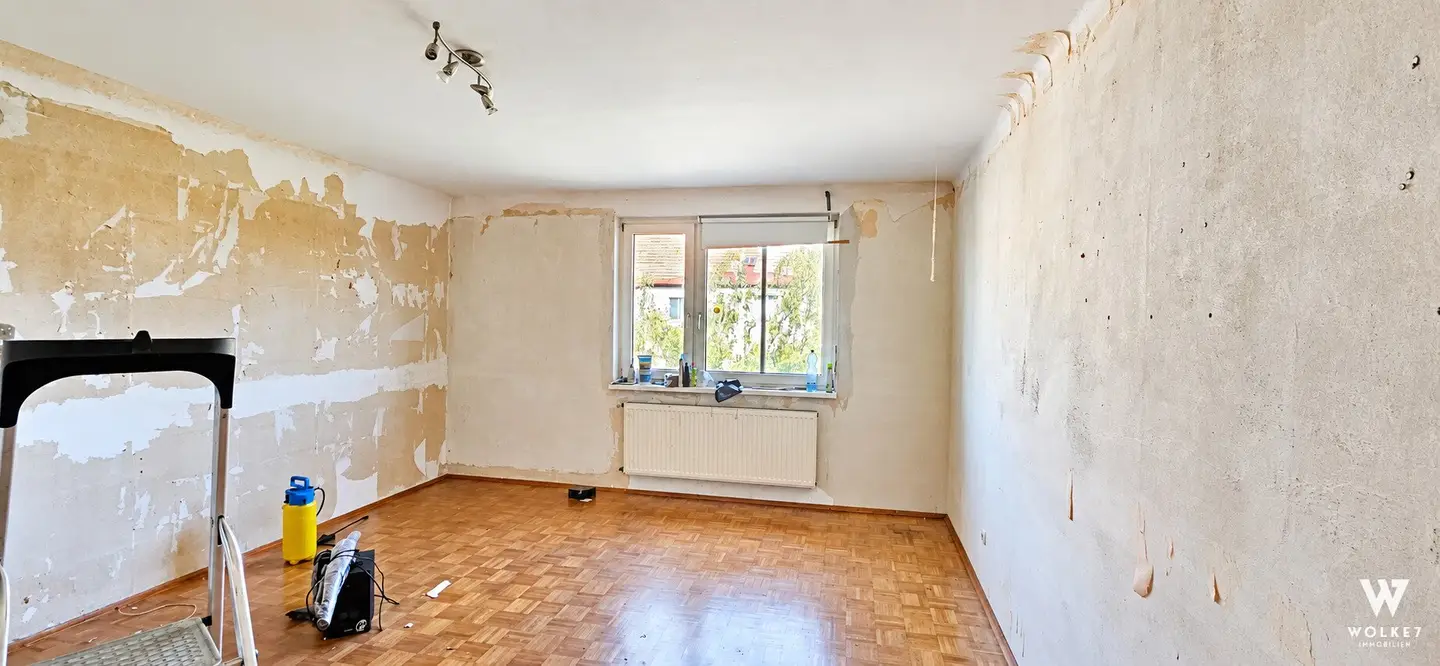 Charmante ca. 48 m² - 2 Zimmer Wohnung mit Potenzial – Lift und zentrale Lage in Schwechat