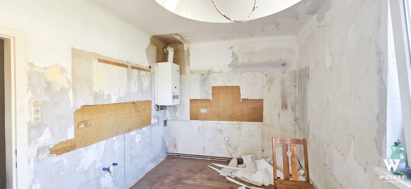 Charmante ca. 48 m² - 2 Zimmer Wohnung mit Potenzial – Lift und zentrale Lage in Schwechat
