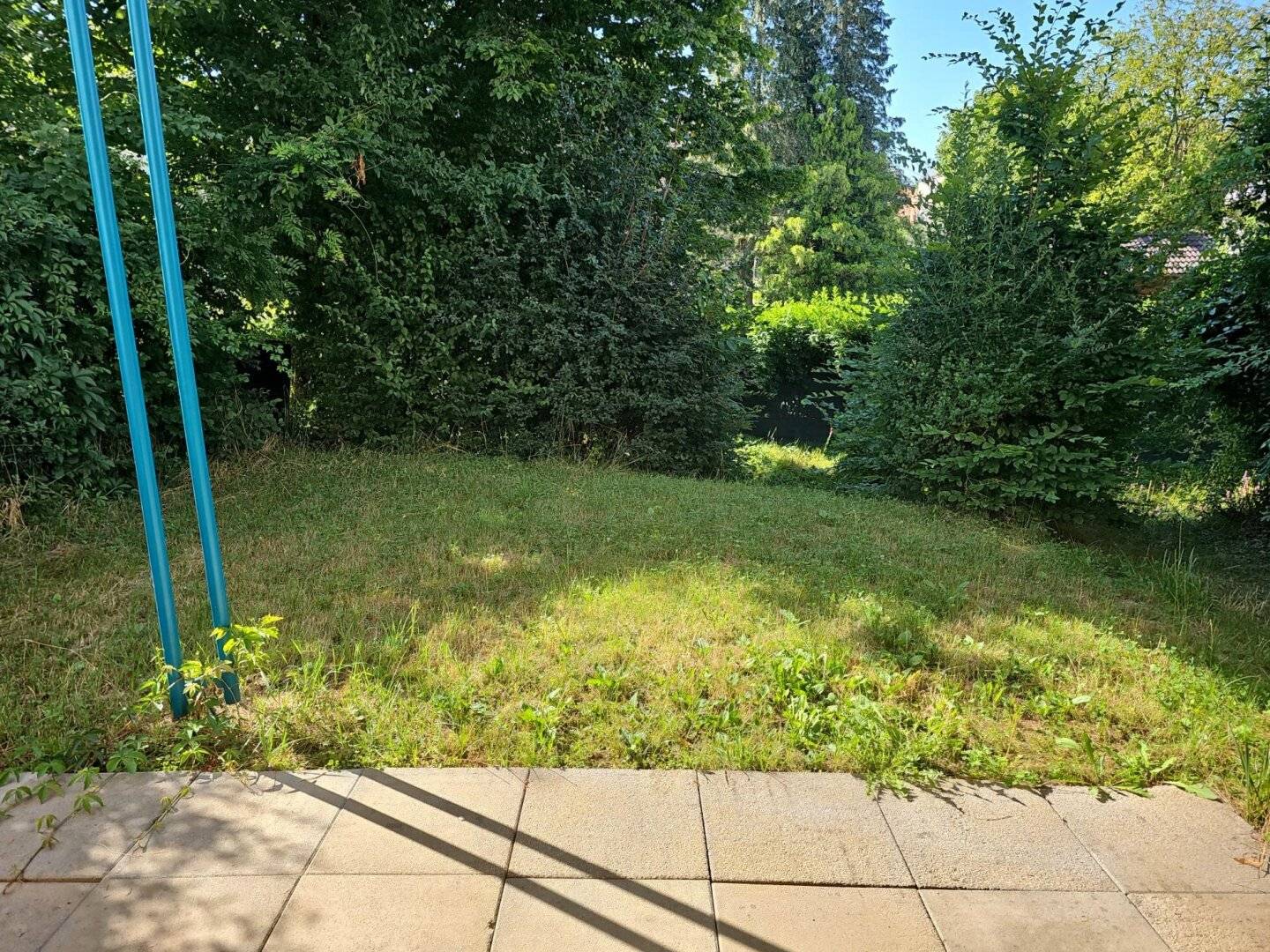 Waltendorf: Very beautiful 2-room garden apartment including underground parking space!