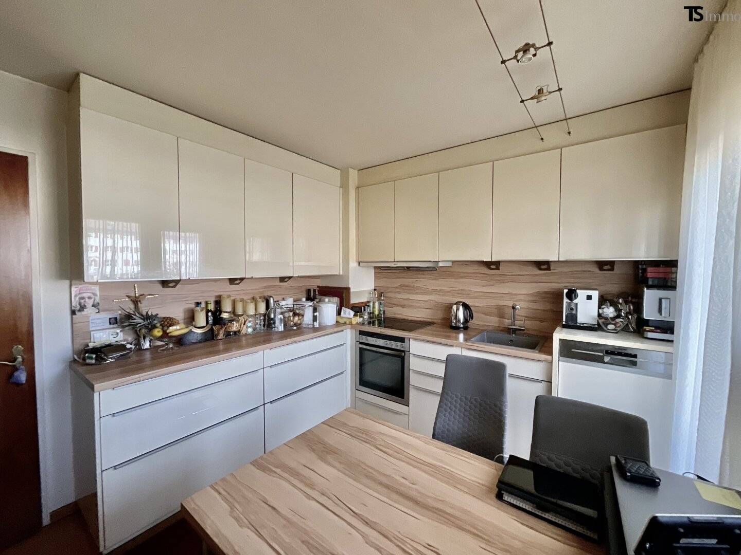 Feldkirch-Centre: Spacious 4-room apartment approx. 110 m² with two balconies and communal roof terrace