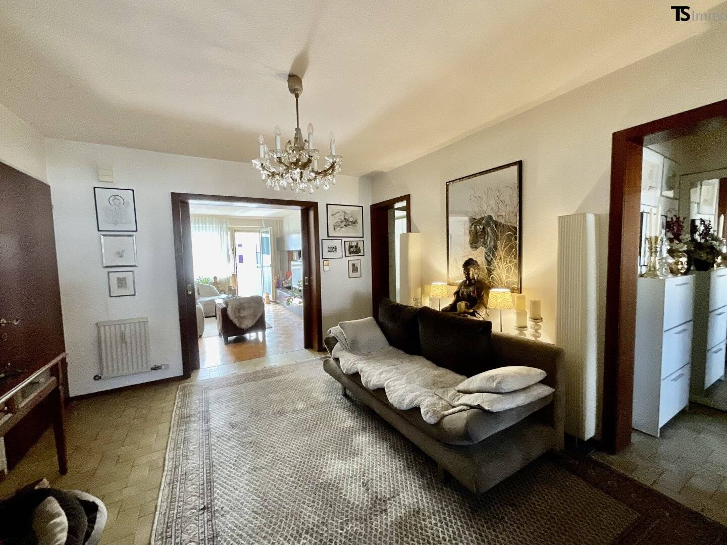 Feldkirch-Centre: Spacious 4-room apartment approx. 110 m² with two balconies and communal roof terrace