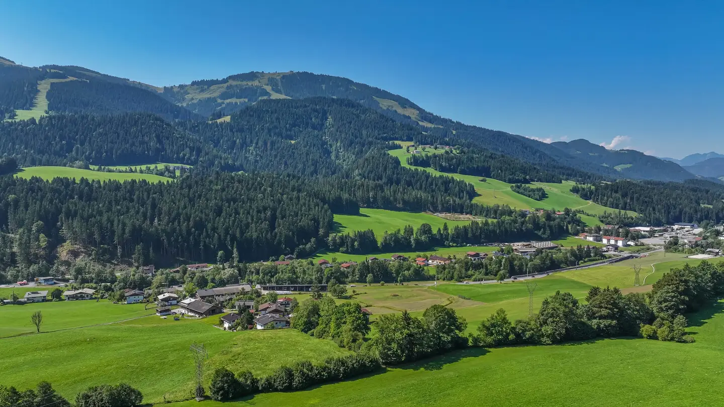 Sunny building plot with approved planning apartment