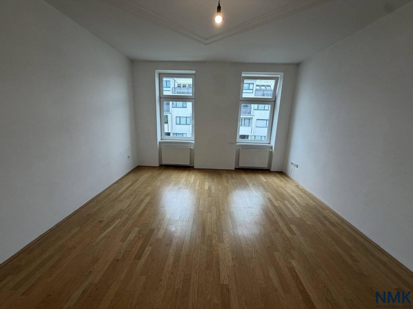 4-Zimmer-Altbauwohnung mit Balkonoption &amp; vielseitigen Nutzungsmöglichkeiten