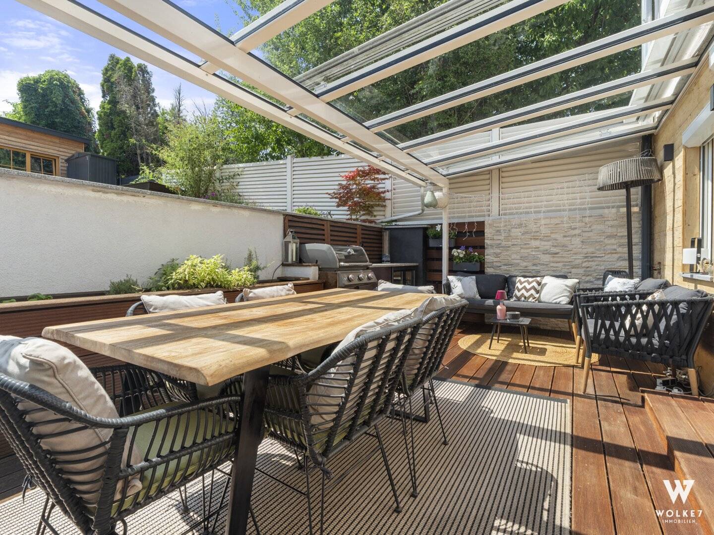 Living like in your own house | Dreamlike private garden in a quiet green location | Outdoor kitchen | Air conditioning | Near Oberlaa |