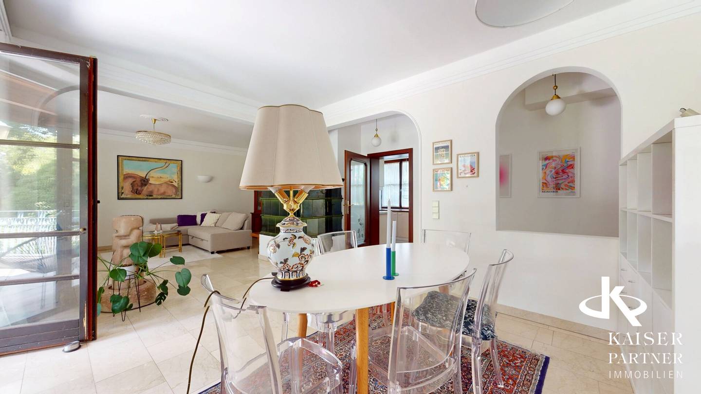 Hochwertiges Einfamilienhaus mit Erdwärmeheizung, großem Garten, Pool und Sauna!