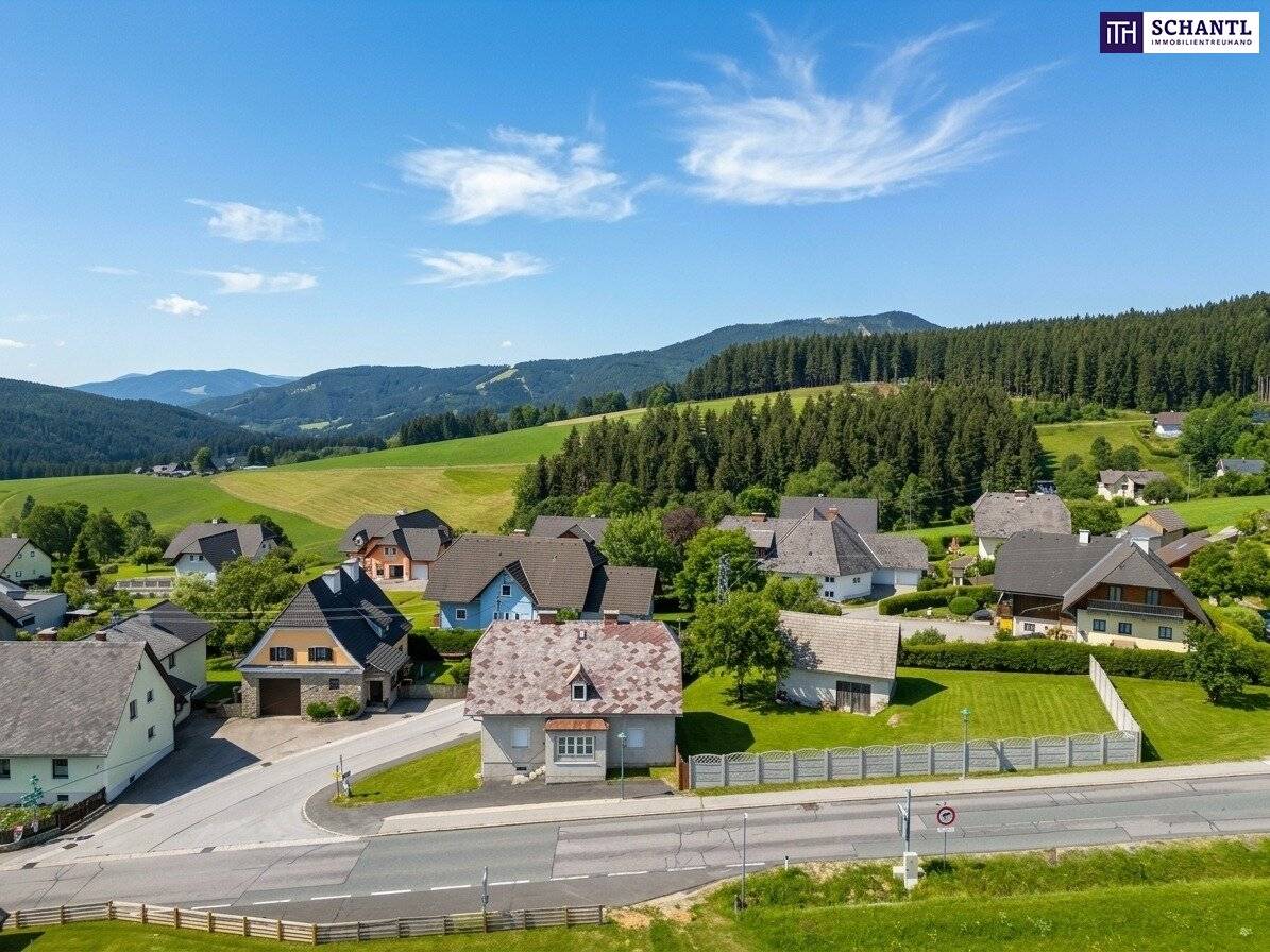 Viel Platz, viel Grün, viel Potenzial – renovierungsbedürftiges Einfamilienhaus mit schönem Grundstück - in 8654 Fischbach