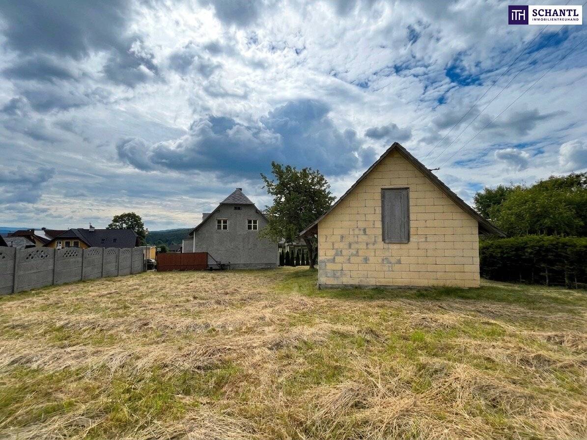 Viel Platz, viel Grün, viel Potenzial – renovierungsbedürftiges Einfamilienhaus mit schönem Grundstück - in 8654 Fischbach