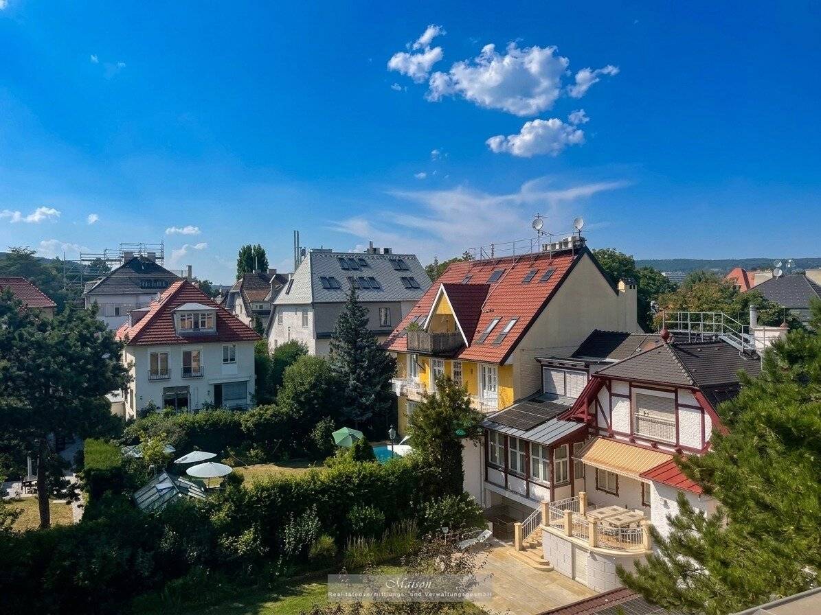 HIETZINGER VILLA LOCATION - WELL MAINTAINED 3 ROOM NEW BUILD HIT