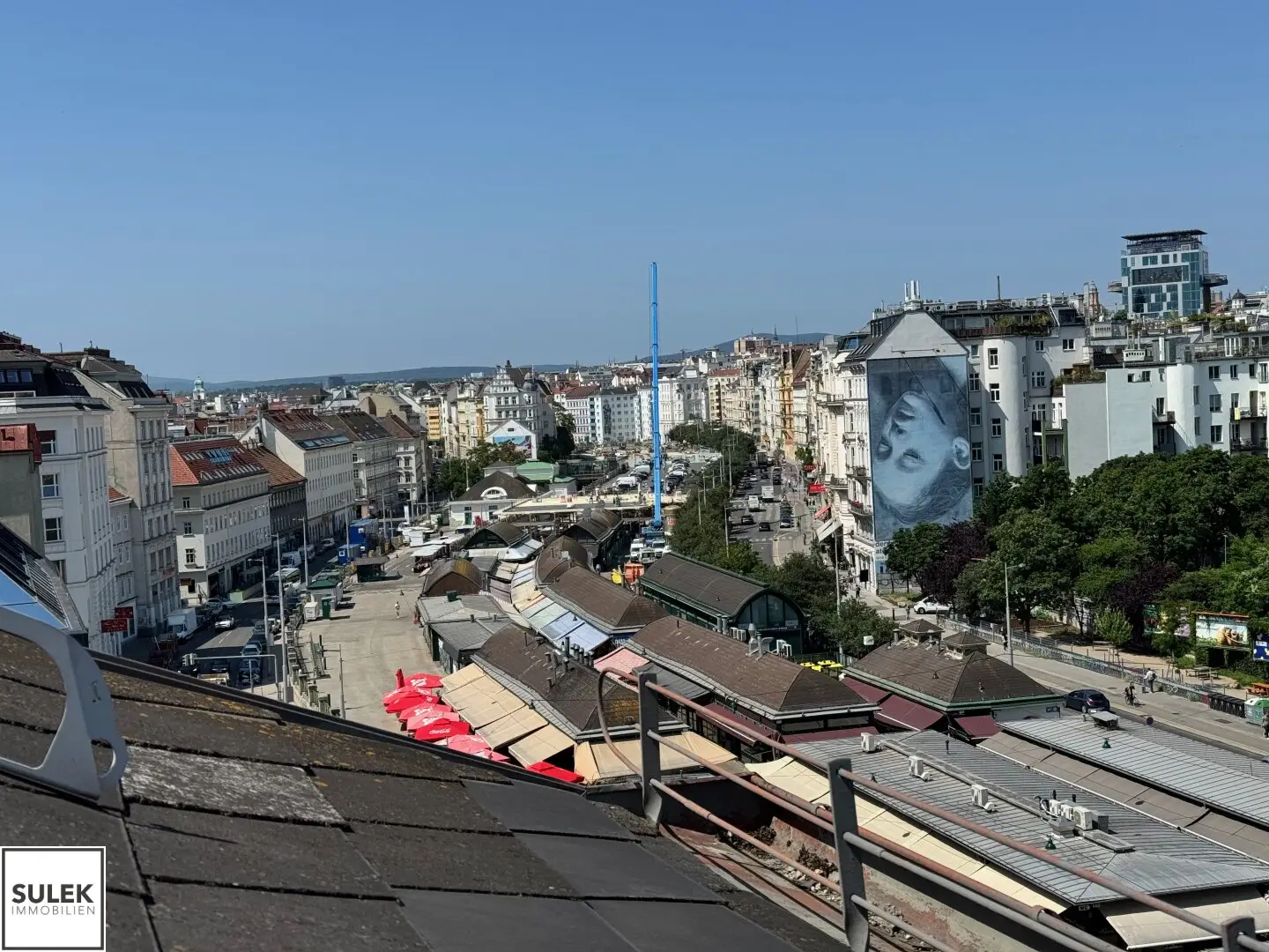 Rechte Wienzeile 19: baubewilligter Rohdachboden - exklusives Entwicklungsprojekt für zwei Dachgeschoss Wohnungen mit Freiflächen - Naschmarkt / 1040 Wien