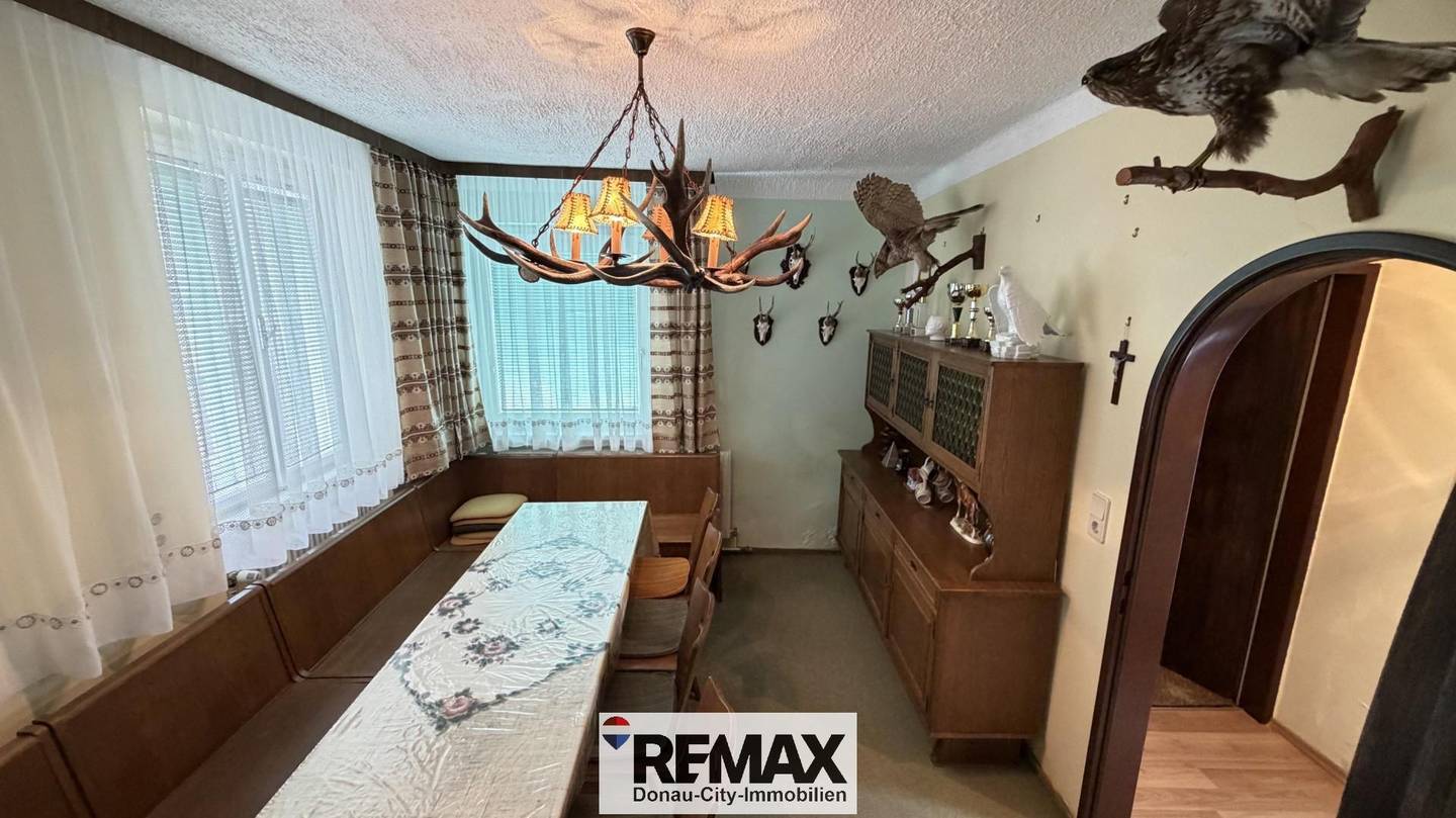 Country house charm with large plot Family apartment