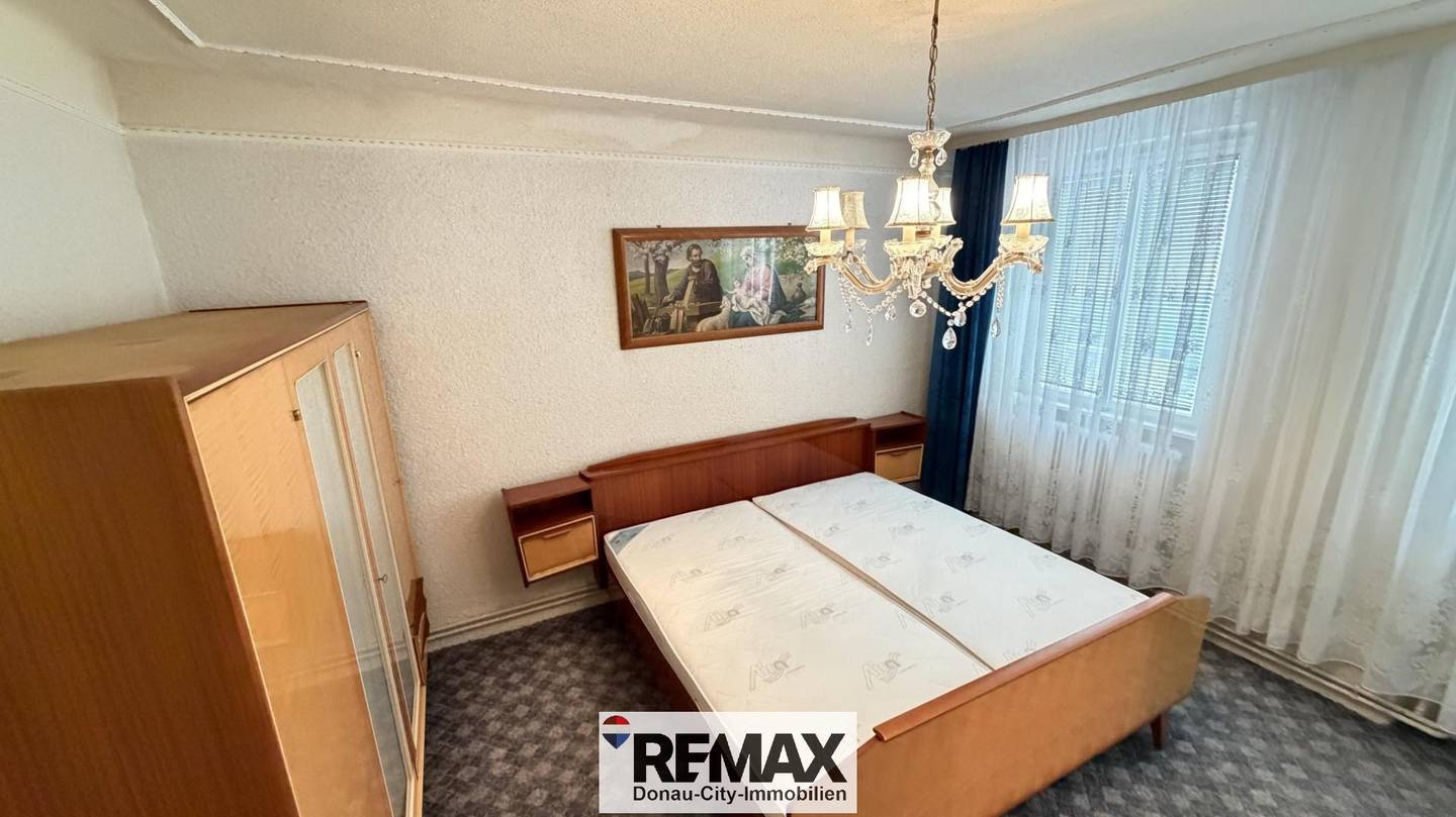 Country house charm with large plot Family apartment