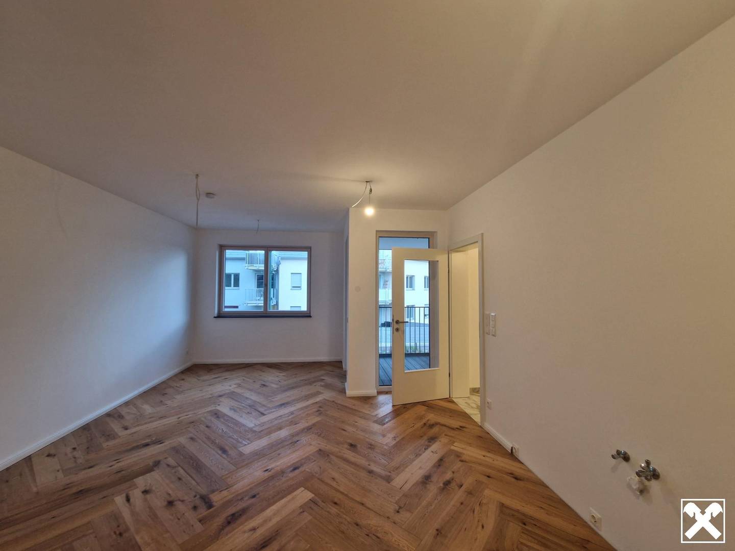 Neuwertige Wohnung mit Balkon und ruhiger Innenhoflage