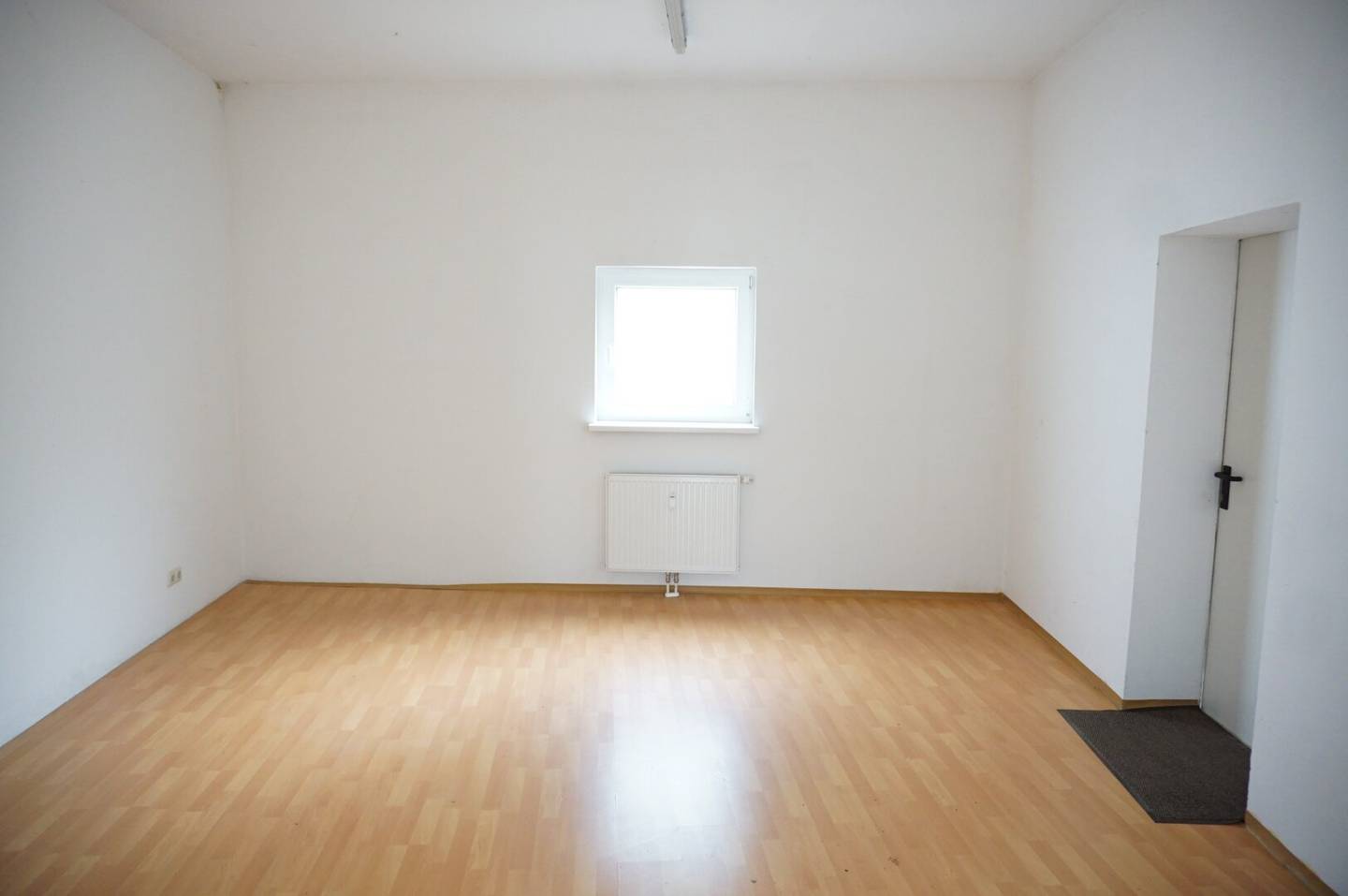 Commercial space in the old town of Kapfenberg