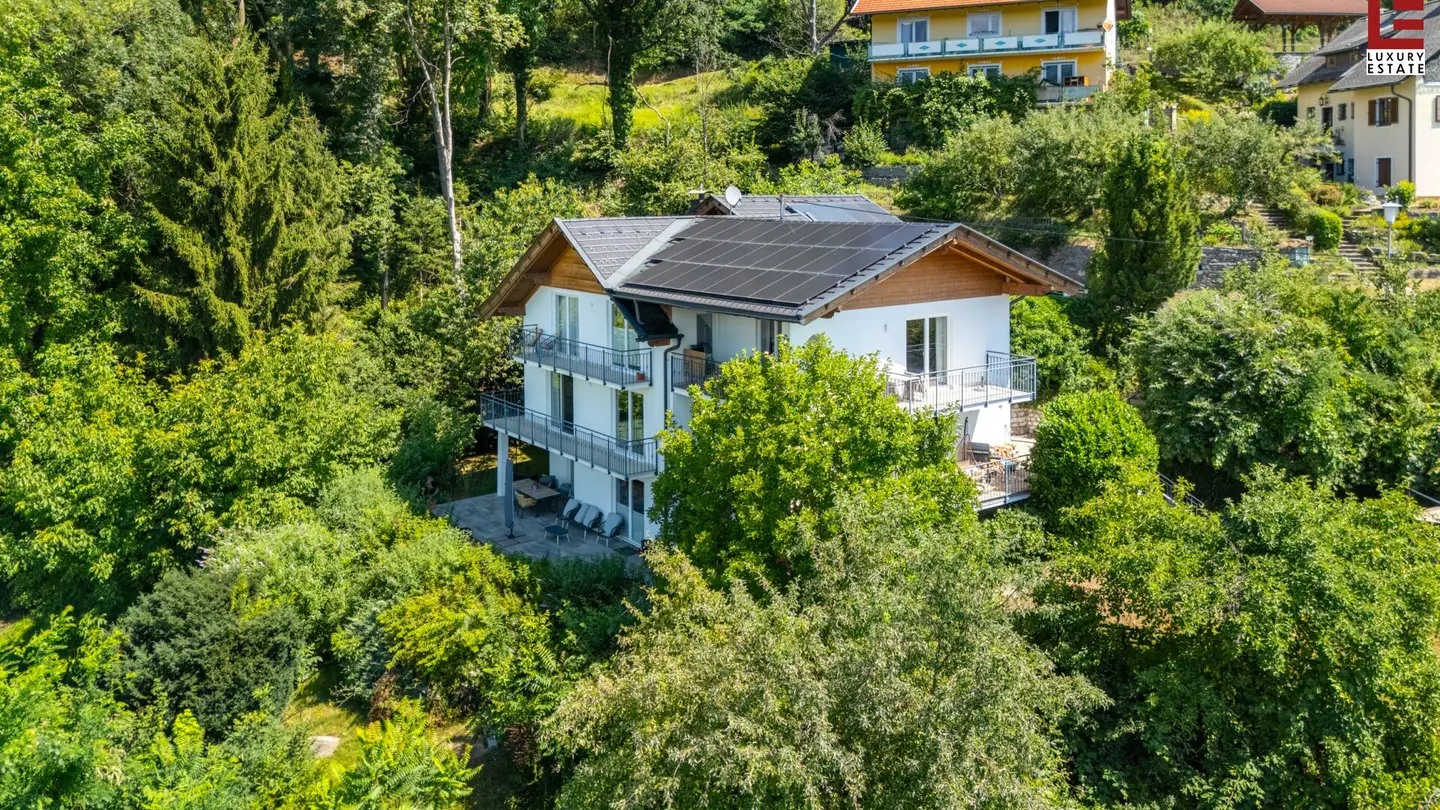 Millstatt/See: Top saniertes Mehrgenerationenhaus in bester Panorama-Ruhelage