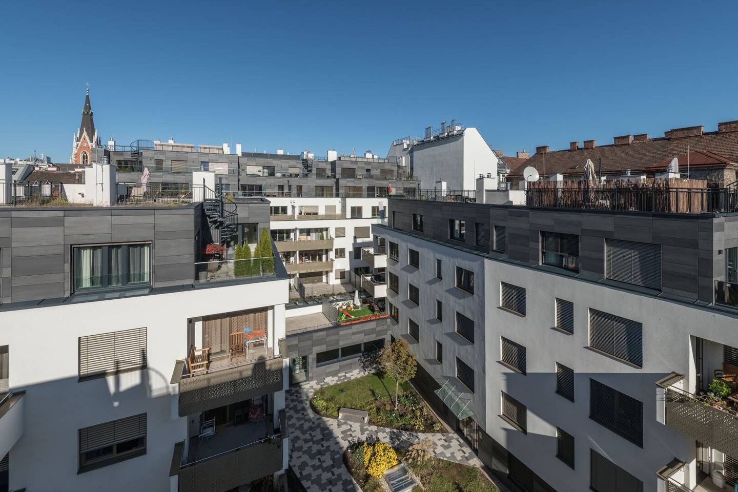 Exklusive 4-Zimmer-Neubauwohnung mit großem Balkon in den GOLDEGG GARDENS!