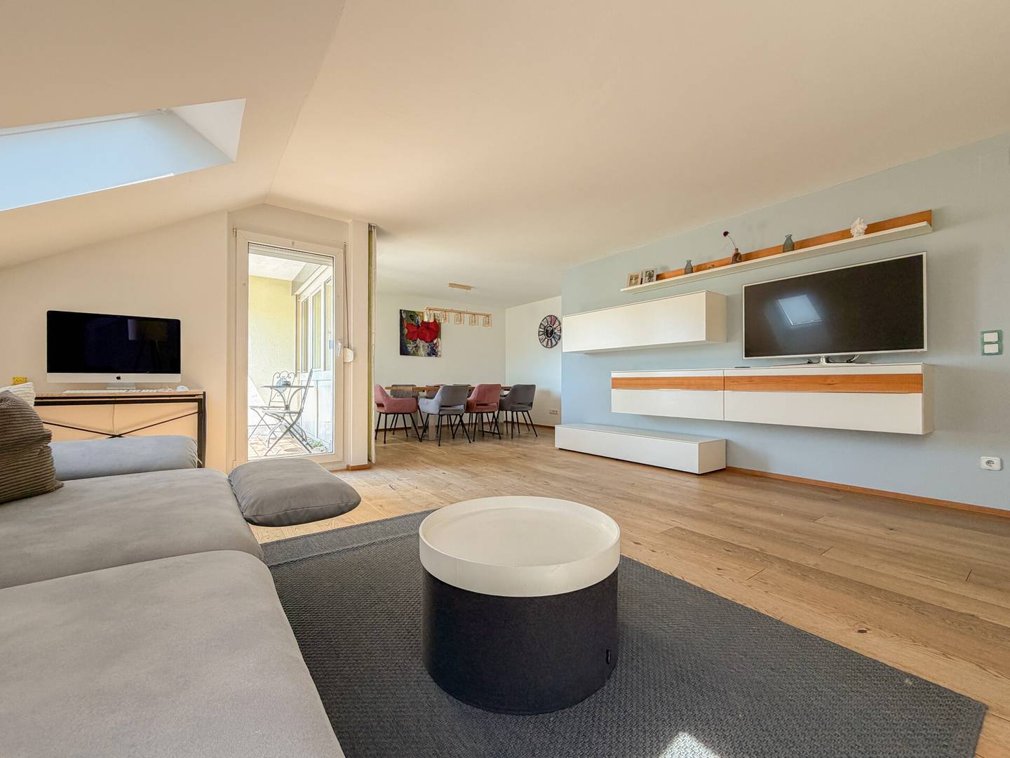 Bright apartment with balcony and renovated living area