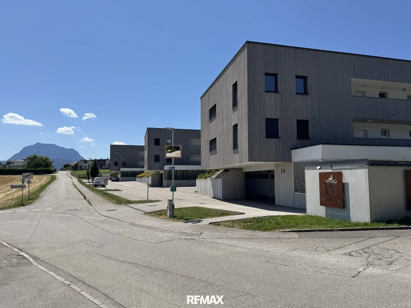 Neuwertige 4-Zi.-Wohnung in sonniger Lage von Ohlsdorf