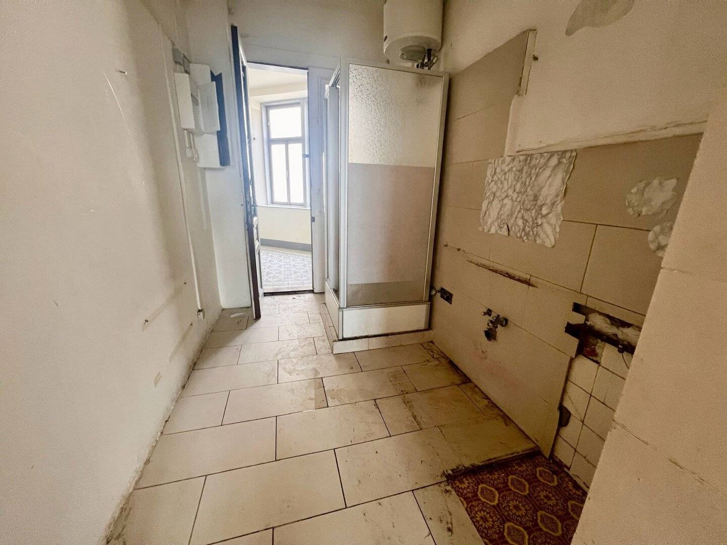 Affordable 1.5 room apartment on the 3rd floor with elevator and distant view