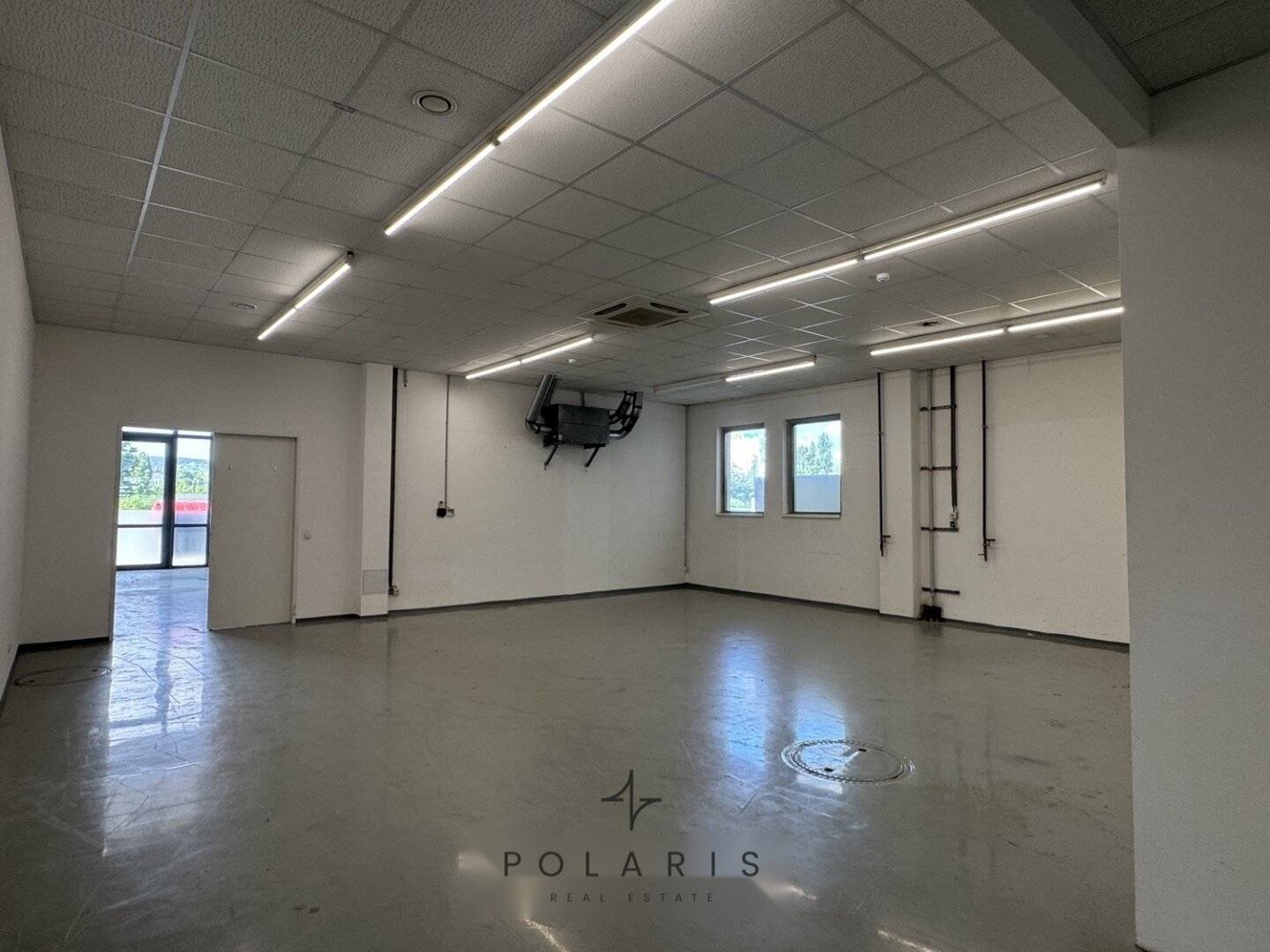 160 m² storage space | Top location near A2 in Wiener Neudorf