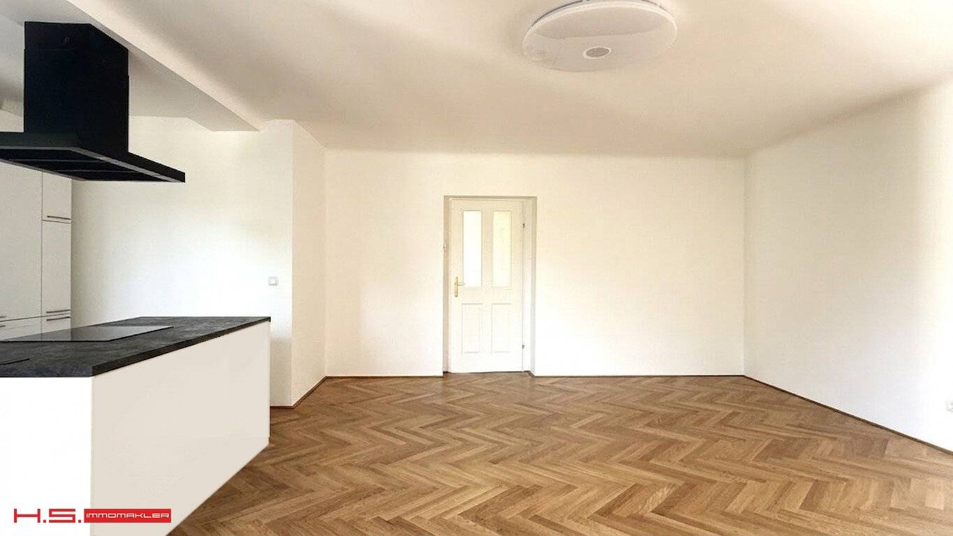 ALOIS DRASCHE PARK - First Occupancy - 4th Floor with Elevator - 100% Green View - East West Orientation - Thermally Renovated Building