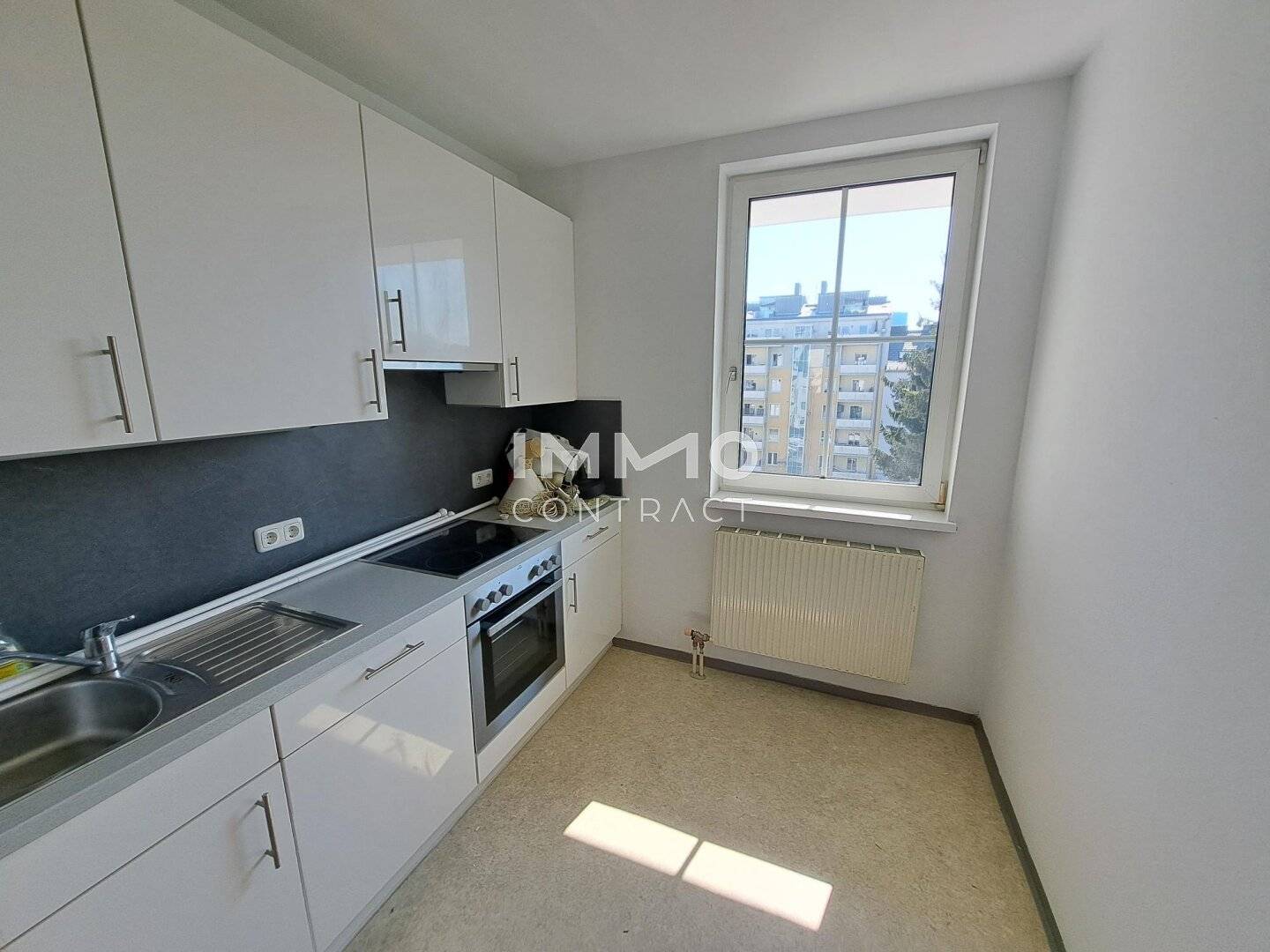 Quiet 3-room apartment with modern kitchen in Volksfeststrasse 34 - Top 11
