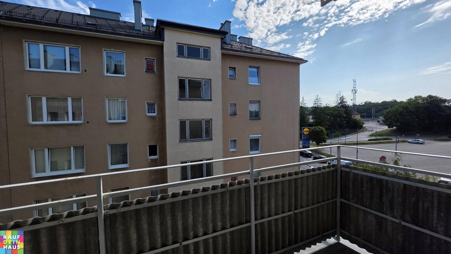 Praterstraße 8 - near train station