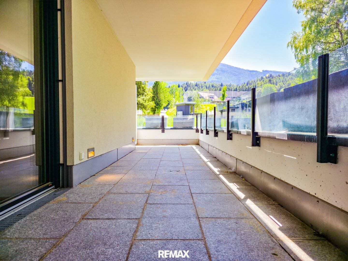 Barrier-free 2-room Condominium in Igls | Low-energy Building | 70 m² | Balcony | Underground Garage