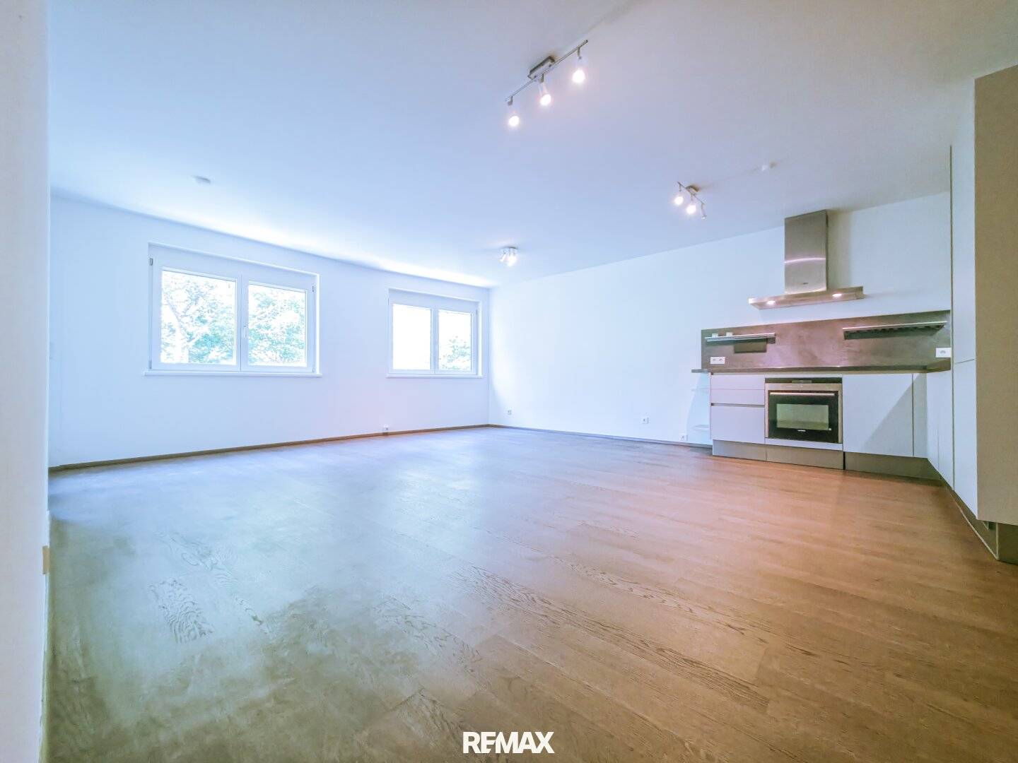 Barrier-free 2-room Condominium in Igls | Low-energy Building | 70 m² | Balcony | Underground Garage