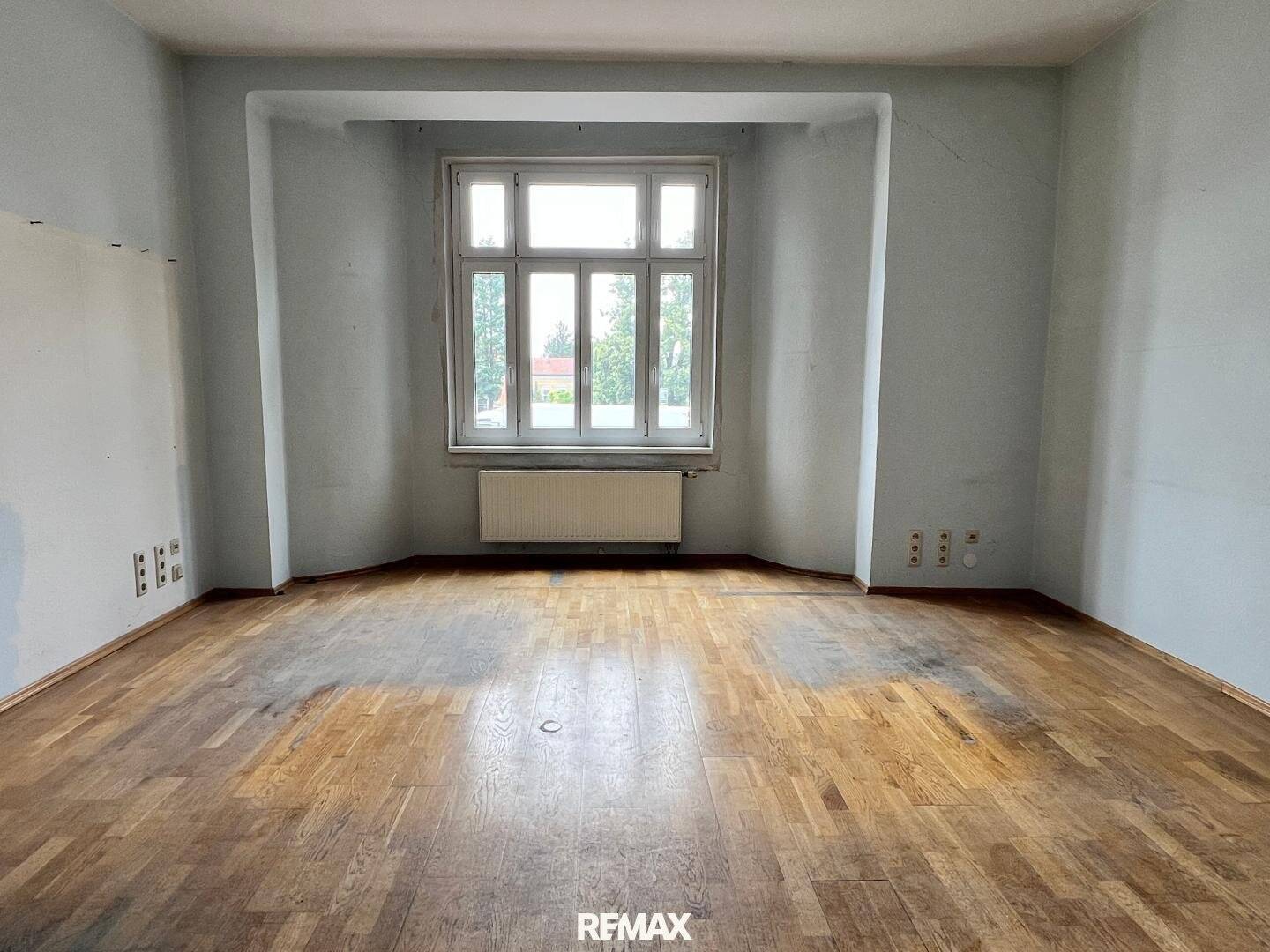Spacious office in top location!